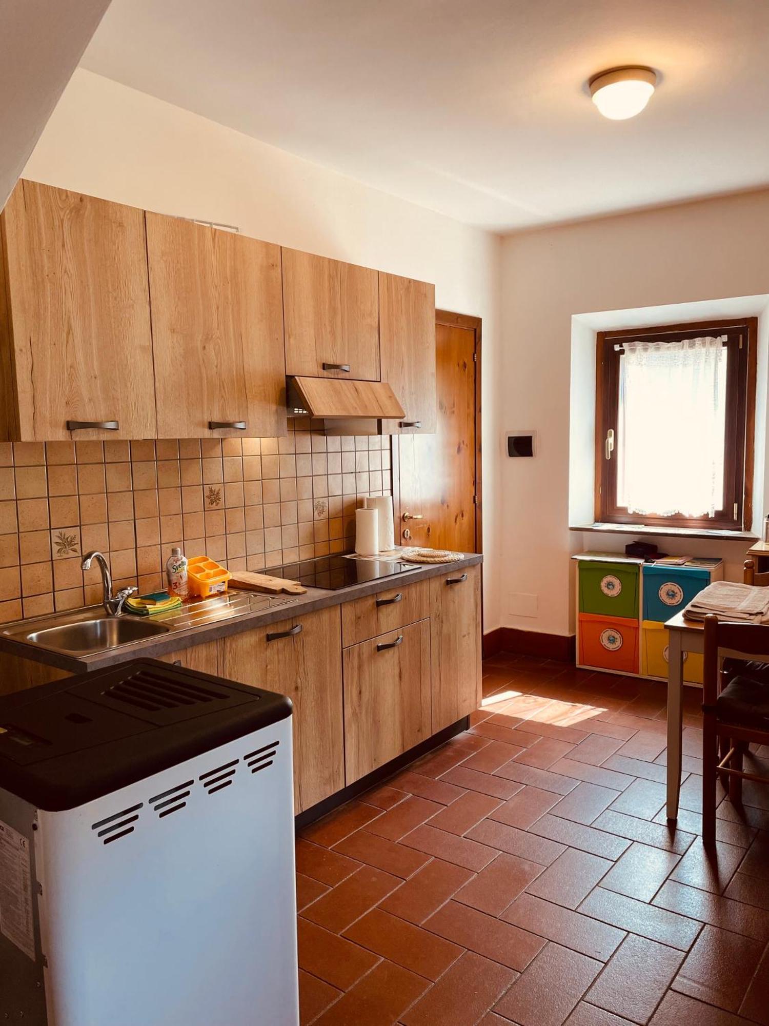 B&B Bivacco Frasassi Climbing & Trail Running House Genga  Buitenkant foto